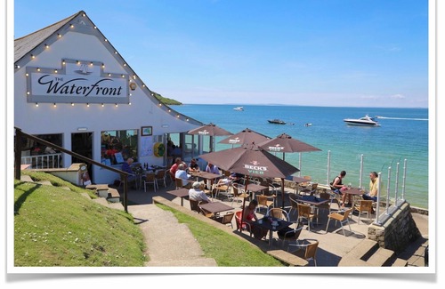Freshwater House | CHINE COTTAGE self-catering coastal bungalow in rural West Wight