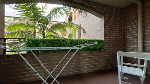 Chippendale House | Chippendale 2b1b Budget Choice Best Location!