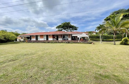 Cerritos House | Chirapa Casa Campestre