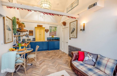 Little Malvern House | Chocolate Box - One Bedroom House, Sleeps 2