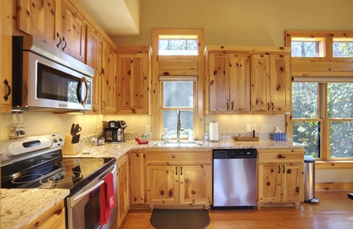 Blowing Rock House | Choctaw Serenity, Blowing Rock