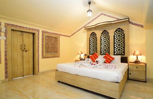 Indore Hotel | Chokhi Dhani Aangan