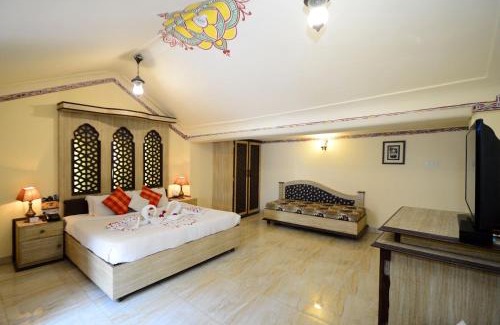 Indore Hotel | Chokhi Dhani Aangan