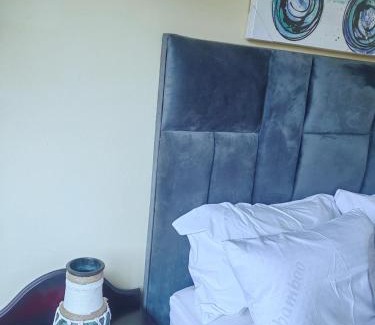 Rooihuiskraal Apartment | Choosers Express Boutique Hotel Room 5