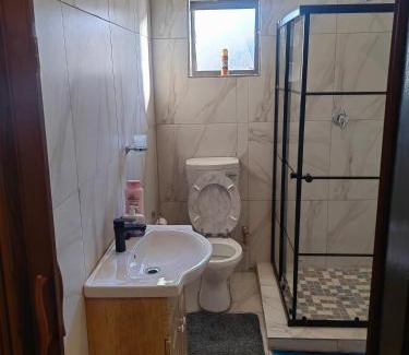 Rooihuiskraal Apartment | Choosers Express Boutique Hotel Room 3