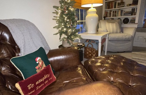 Village of Southampton House | Christmas At the Beach in The Hamptons' "Christmas Village"