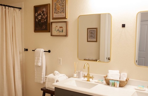 Charter Condo | Christmas availability!! Near Chatfield light display