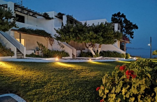 Gavrio Apartment | Chryssa Bungalows | Apartment for 4 guests