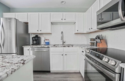 Charleston Apartment | Chucktown Charm- 8 mins to Credit One