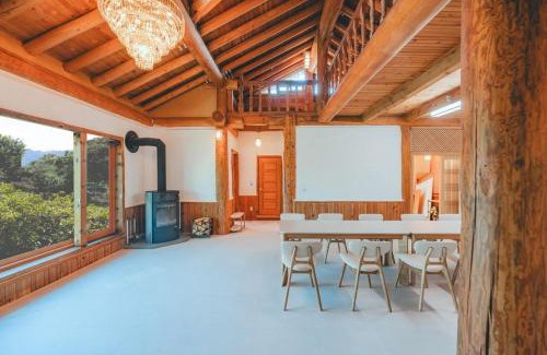 Chuncheon House | Chuncheon Viandante Dokchaehanok