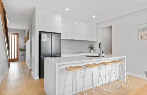 Cowes House | Church Street Retreat by Ready Set Stay