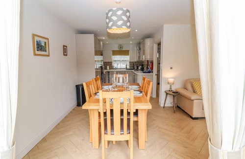 Bourton Cottage | Church View