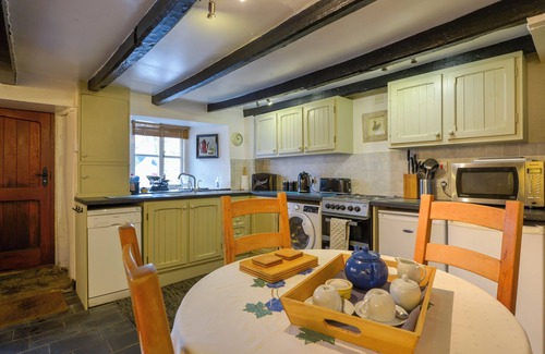 Blisland Cottage | CHURCHGATE COTTAGE, pet friendly in Blisland