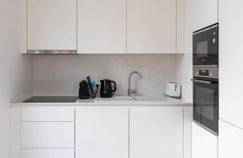 Ukkel Apartment | Churchill I - Studio Apartment, Sleeps 2