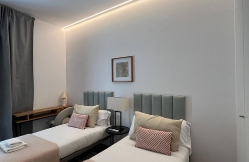 Cuatro Caminos Apartment | Cicero Luxury Living: Elite Design, Space and Location
