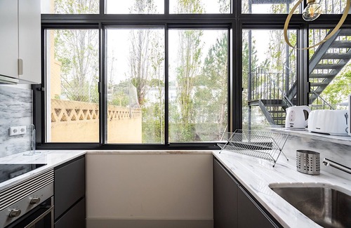 Sao Domingos de Benfica Apartment | Cilantro Apartment, Wifi, Terrace !New!