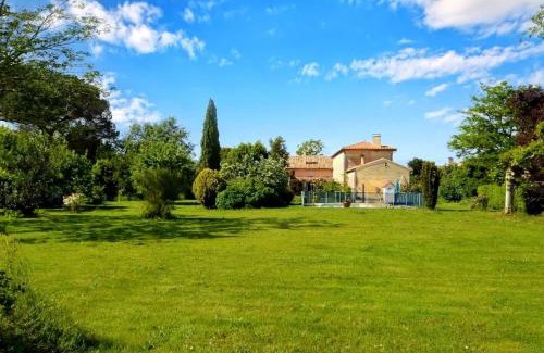 Saint-Pey-de-Castets House | Cinégîte du jardin aux étoiles - Proche de Saint Emilion