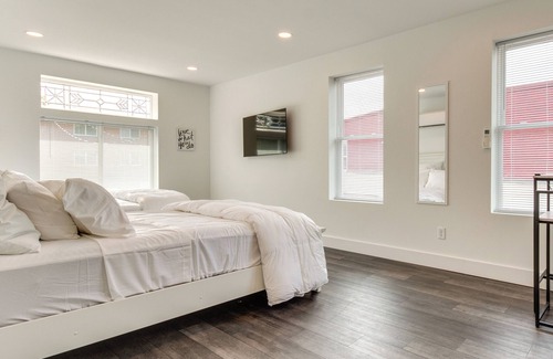 Norwood Apartment | Cincinnati Studio ~ 8 Mi to Findlay Market!