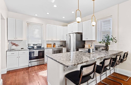 Cincinnati House | Cincy Central Stay - Hot Tub, Games & Movie Nights