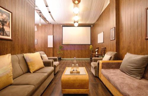 Bangalore City Center Villa | Cine Castle 4BHK Luxury Spacez Villa with Private Theatre & Garden