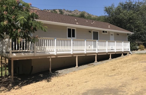 Three Rivers House | Cinnamon Creek Cottage, Sequoia National Park
