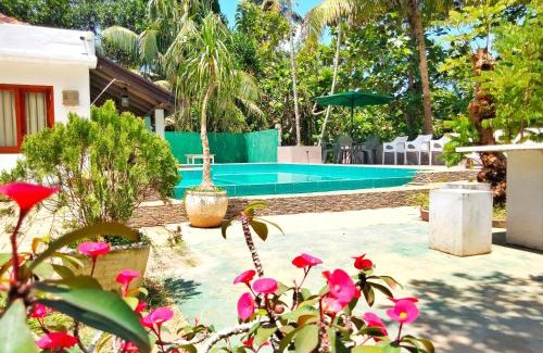 Dondra House | Cinnamon Estate Villa