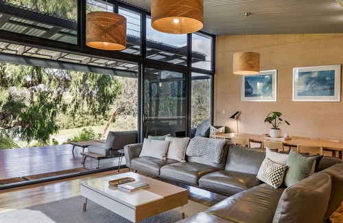Yallingup House | Cinque Stelle · spacious villa private bushland