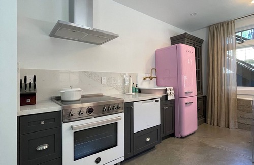 Napa Cottage | Circa 1885 Remodeled ADU