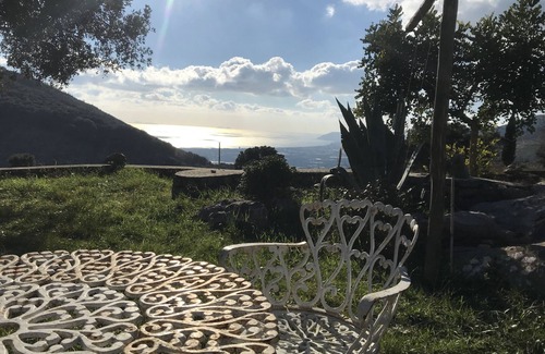 Terracina Apartment | Circeo view, in the Monti Ausoni Nature Park and Lake Fondi.