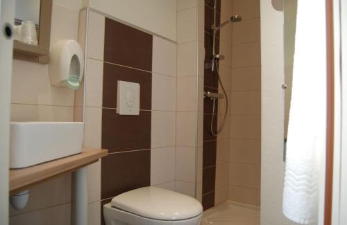 Dinard Hotel | Cit'Hotel Les Alizes