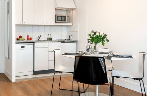Quartier Saint-Ambroise Apartment | Citadines Bastille Marais Paris