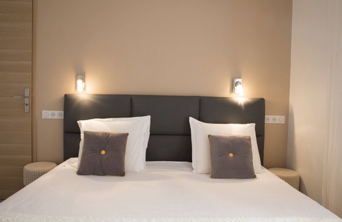 Chinon Hotel | Citotel Le Plantagenet