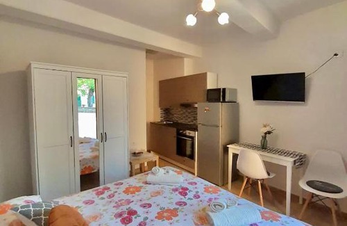 Luco di Mugello Apartment | Citrino one room flat - near Mugello Circuit