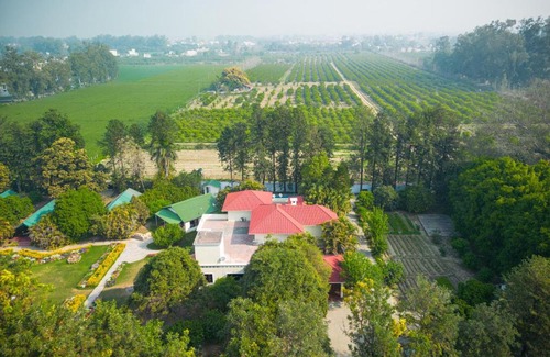 Hoshiarpur Villa | Citrus County, Hoshiarpur, amã Stays & Trails