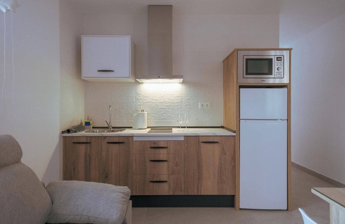 Restabal Apartment | Citrus - Lemon Tree Apartment