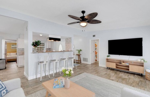 Goldenrod House | Citrus Oasis: 4BR Pool Home
