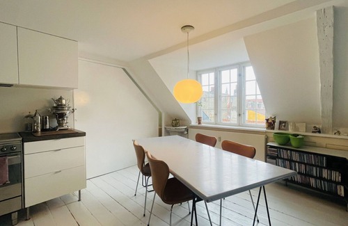 Copenhagen City Centre Apartment | City Apartment in Copenhagen with 2 bedrooms sleeps 4