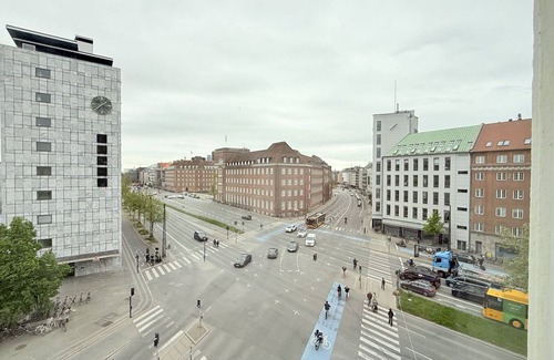Copenhagen City Centre Apartment | City Apartment in Copenhagen with 4 bedrooms sleeps 8