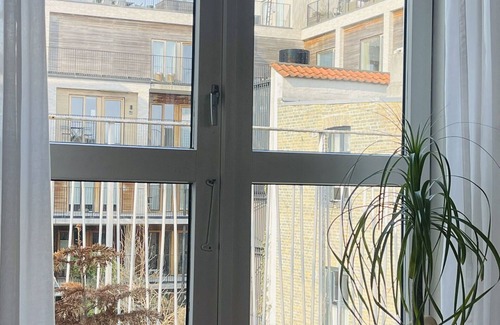 Frederiksberg C Apartment | City Apartment in Frederiksberg with 2 bedrooms sleeps 4