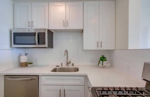 Mira Costa Condo | City Beach House #B - Oceanfront