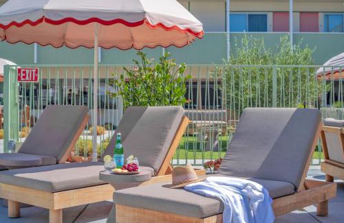 East Village Hotel | City Center Hotel by Kasa