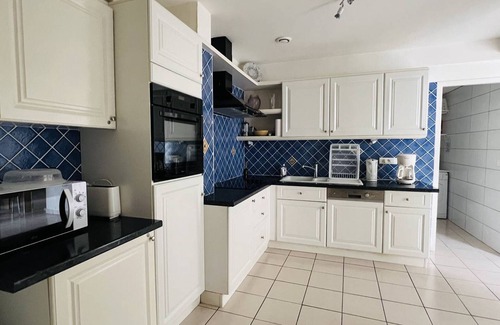 Cambo-les-Bains Apartment | City center T2 apartment, charming, terrace, Wi-Fi, pet friendly