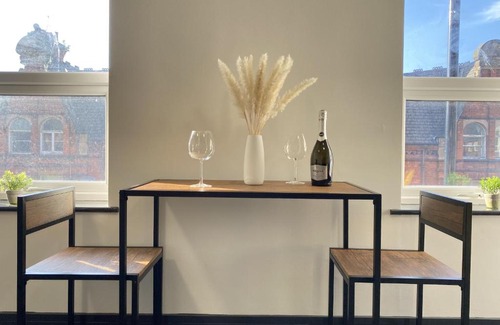 Sunderland Apartment | City Center Top Floor Executive Flat