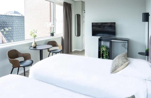 Raamsdonksveer Apartment | City-center Xl Suite W Ac