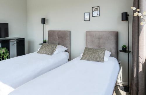 Raamsdonksveer Apartment | City-center Xl Suite W Ac