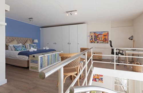 Bo'Kaap Apartment | City Centre Loft with Sophisticated Style