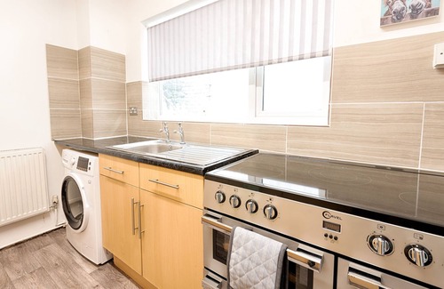 Castle House | City Centre, Parking, Smart TV's In All Rooms