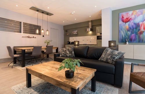 Centrum Apartment | City Centre Relaxed Apartment "Tulip"