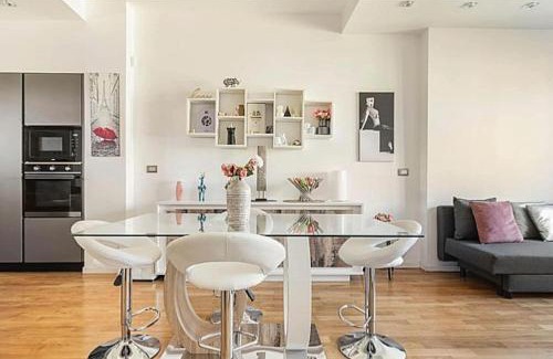 Cagnola Apartment | City Life Milan Apartment - Wi-Fi & Smart TV