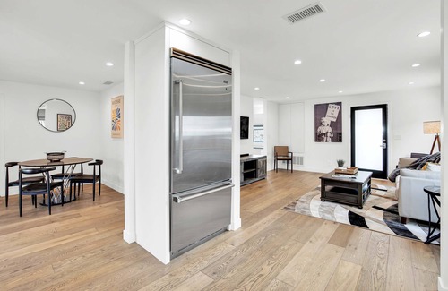 Silver Lake House | City Living by AvantStay | Large Outdoor Area